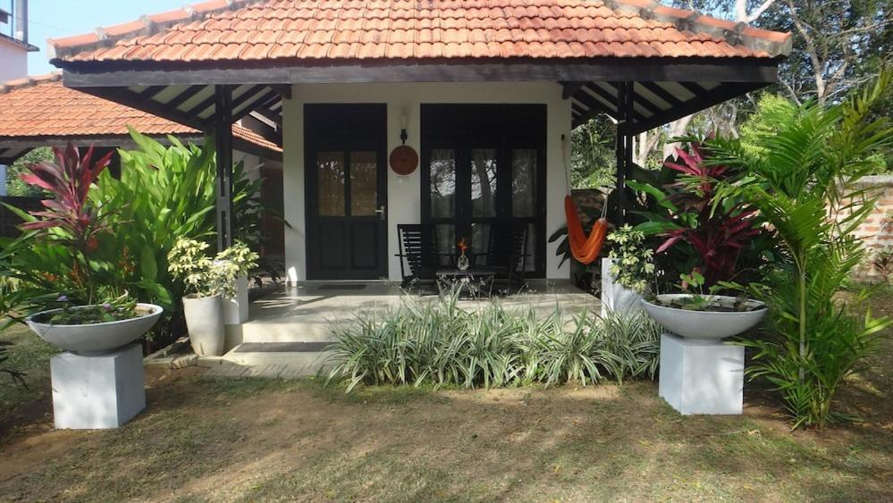 Seagulls Garden Cabanas Tangalle Exterior foto